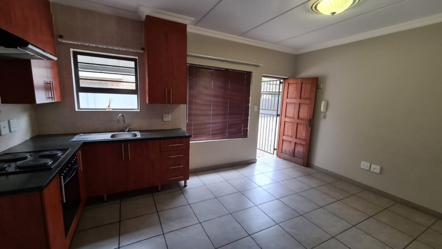 2 Bedroom Property for Sale in Potchefstroom North West